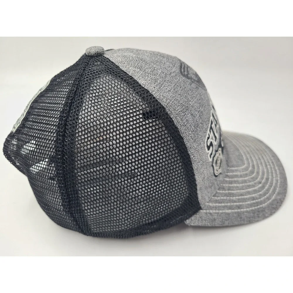 Chicago Blackhawks 2013 Stanley Cup Champions Mesh Snapback (Fits Small) Hat Cap